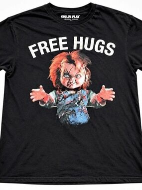 Chucky Free Hugs Chucky T-Shirt Graphic Tee Size Medium Like New